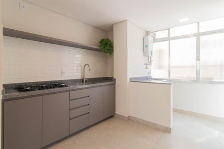 Apartamento à venda com 103m², 3 quartos e sem vagaCozinha e Área de Serviço