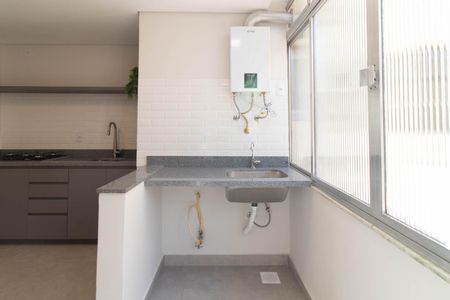 Apartamento à venda com 103m², 3 quartos e sem vagaCozinha e Área de Serviço