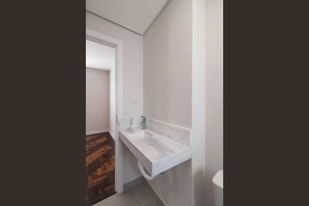 Apartamento à venda com 103m², 3 quartos e sem vagaBanheiro da Suíte