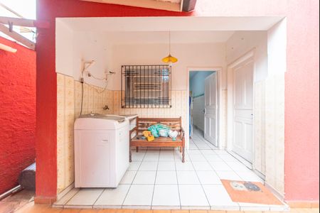 Casa à venda com 486m², 2 quartos e 3 vagas Casa à venda com 486m², 2 quartos e 3 vagasÁrea de Serviço