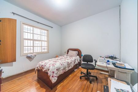 Casa à venda com 486m², 2 quartos e 3 vagas Casa à venda com 486m², 2 quartos e 3 vagasQuarto 2