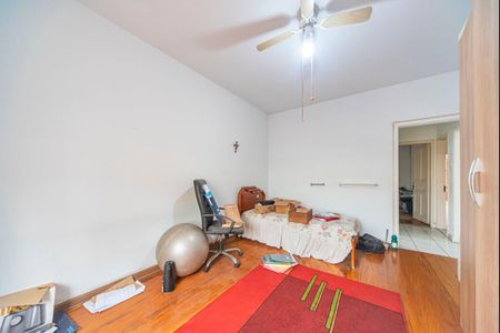 Casa à venda com 486m², 2 quartos e 3 vagas Casa à venda com 486m², 2 quartos e 3 vagasQuarto 1