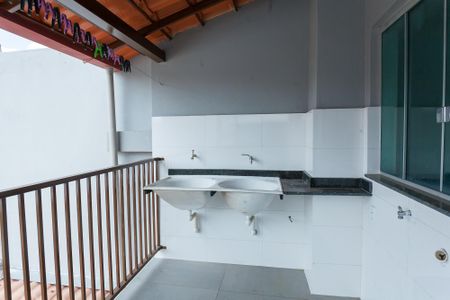 Casa para alugar com 160m², 2 quartos e 1 vagaÁrea de Serviço