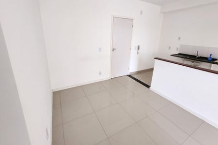 Apartamento para alugar com 57m², 2 quartos e 1 vaga Apartamento para alugar com 57m², 2 quartos e 1 vagaSala de Jantar