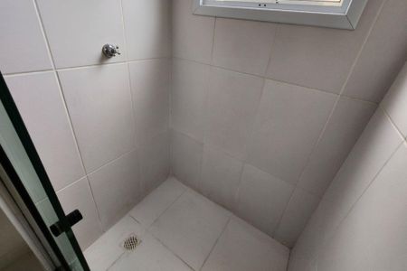 Apartamento para alugar com 57m², 2 quartos e 1 vaga Apartamento para alugar com 57m², 2 quartos e 1 vagaBanheiro