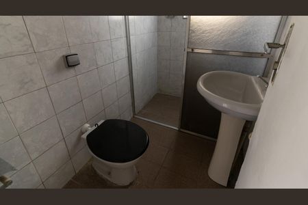 Casa à venda com 155m², 4 quartos e 2 vagas Casa à venda com 155m², 4 quartos e 2 vagasBanheiro Social