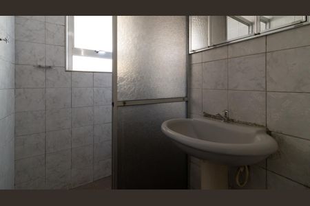 Casa à venda com 155m², 4 quartos e 2 vagas Casa à venda com 155m², 4 quartos e 2 vagasBanheiro Social