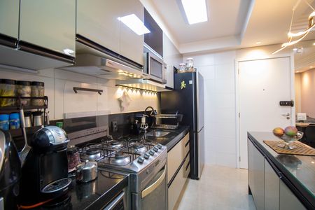 Cozinha de apartamento para alugar com 2 quartos, 40m² em Jardim Germania, São Paulo