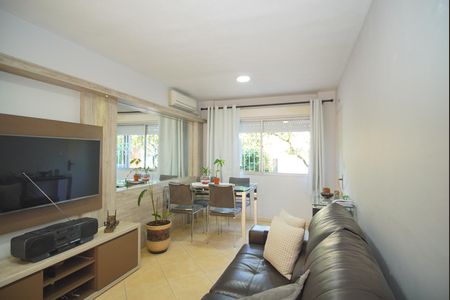 Sala de apartamento à venda com 3 quartos, 74m² em Jardim Itu, Porto Alegre