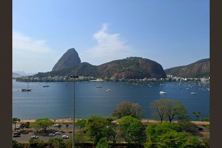 Sala Vista de apartamento à venda com 4 quartos, 200m² em Flamengo, Rio de Janeiro