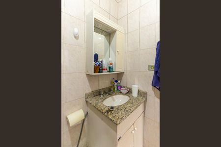 Casa à venda com 180m², 5 quartos e sem vagaBanheiro 1