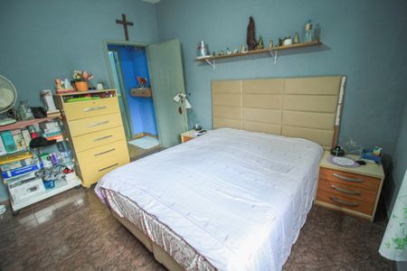 Casa à venda com 254m², 4 quartos e 2 vagasQuarto 1