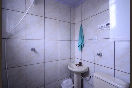 Banheiro Social de casa para alugar com 1 quarto, 20m² em Vila Gumercindo, São Paulo