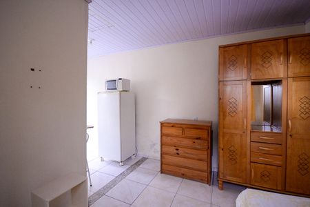 Quarto de casa para alugar com 1 quarto, 20m² em Vila Gumercindo, São Paulo