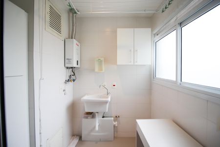 Apartamento à venda com 66m², 2 quartos e 1 vaga Apartamento à venda com 66m², 2 quartos e 1 vagaÁrea de Serviço