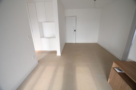 Sala de apartamento para alugar com 3 quartos, 105m² em Nova Campinas, Campinas