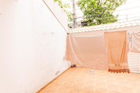 Casa à venda com 79m², 2 quartos e 2 vagas Casa à venda com 79m², 2 quartos e 2 vagasQuintal