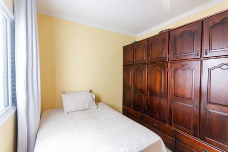 Casa à venda com 79m², 2 quartos e 2 vagas Casa à venda com 79m², 2 quartos e 2 vagasQuarto 2