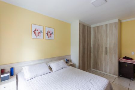 Casa à venda com 79m², 2 quartos e 2 vagas Casa à venda com 79m², 2 quartos e 2 vagasQuarto 1