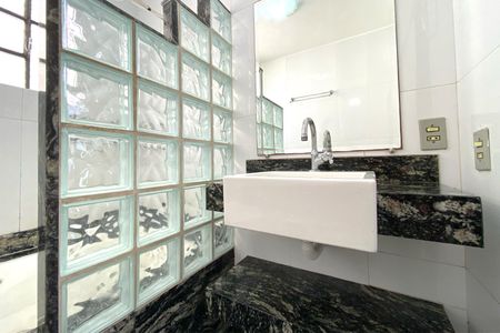 Apartamento para alugar com 103m², 3 quartos e 1 vagaBanheiro