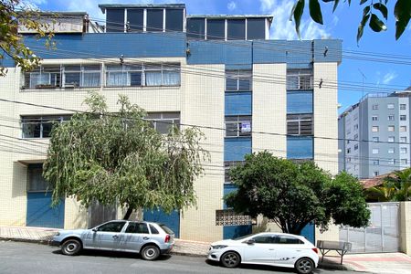 Apartamento para alugar com 103m², 3 quartos e 1 vagaFachada