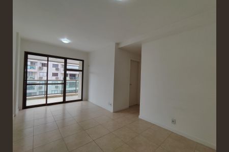 Sala de apartamento à venda com 2 quartos, 70m² em Recreio dos Bandeirantes, Rio de Janeiro