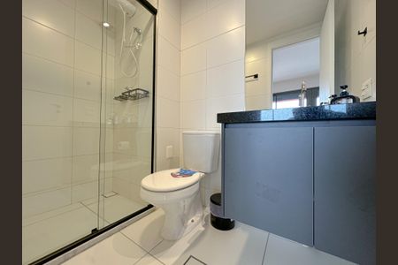 Studio para alugar com 32m², 1 quarto e sem vaga Studio para alugar com 32m², 1 quarto e sem vagaBanheiro