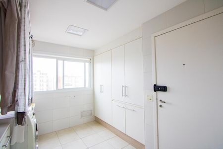 Apartamento à venda com 180m², 3 quartos e 3 vagasÁrea de serviço