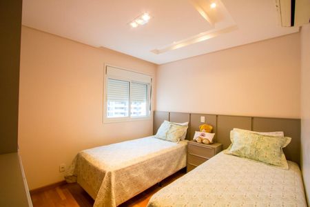 Apartamento à venda com 180m², 3 quartos e 3 vagasSuíte 3