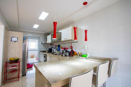 Apartamento à venda com 180m², 3 quartos e 3 vagasCozinha