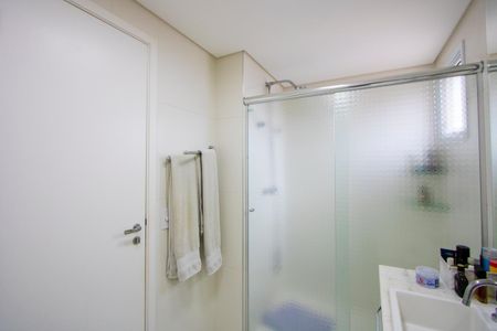 Apartamento à venda com 180m², 3 quartos e 3 vagasBanheiro da Suíte 1