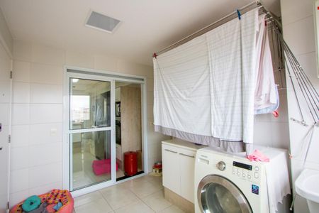 Apartamento à venda com 180m², 3 quartos e 3 vagasÁrea de serviço