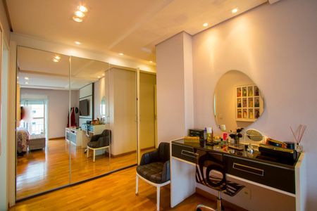 Apartamento à venda com 180m², 3 quartos e 3 vagasSuíte 1