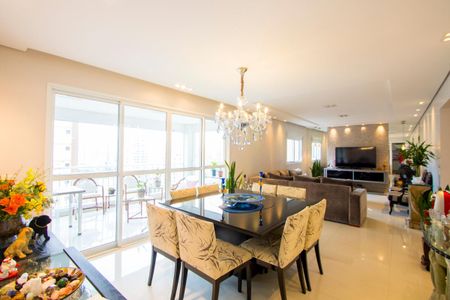 Sala de apartamento à venda com 3 quartos, 180m² em Jardim Bela Vista, Santo André