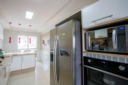 Apartamento à venda com 180m², 3 quartos e 3 vagasCozinha