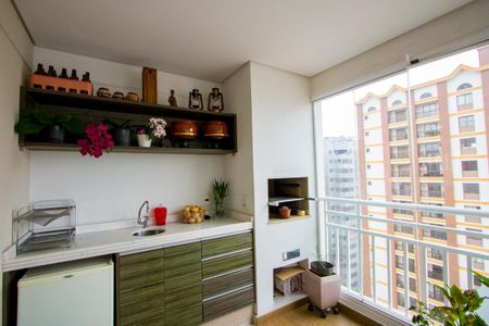 Apartamento à venda com 180m², 3 quartos e 3 vagasVaranda gourmet