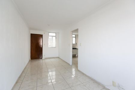 Sala de apartamento à venda com 2 quartos, 56m² em Itaquera, São Paulo