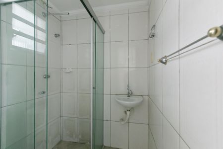 Apartamento à venda com 56m², 2 quartos e 1 vaga Apartamento à venda com 56m², 2 quartos e 1 vagaBanheiro Social