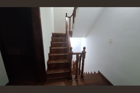 Casa para alugar com 320m², 3 quartos e 4 vagas Casa para alugar com 320m², 3 quartos e 4 vagasCorredor