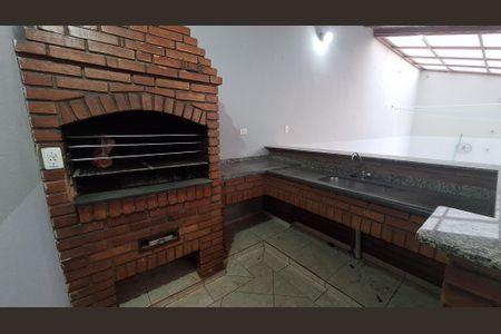 Casa para alugar com 320m², 3 quartos e 4 vagas Casa para alugar com 320m², 3 quartos e 4 vagasÁrea Externa