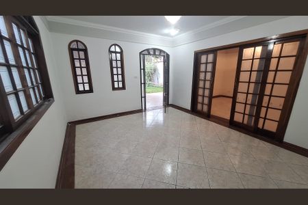 Sala de casa para alugar com 3 quartos, 320m² em Cidade Cruzeiro do Sul, Suzano