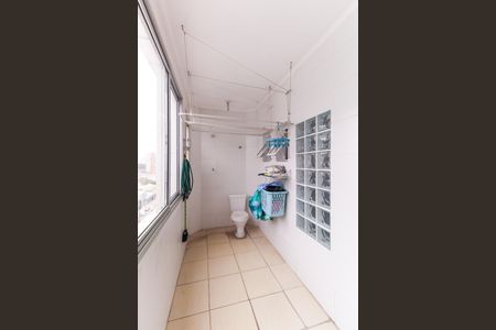 Apartamento à venda com 116m², 2 quartos e 1 vagaÁrea de Serviço