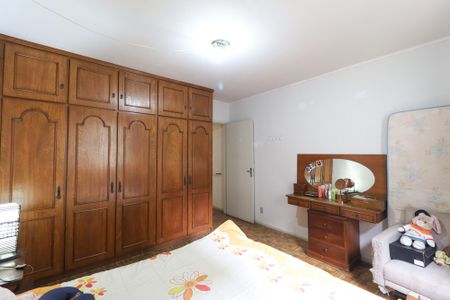 Casa à venda com 114m², 2 quartos e 2 vagas Casa à venda com 114m², 2 quartos e 2 vagasQuarto 2