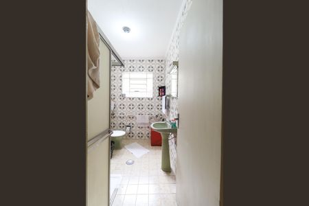 Casa à venda com 114m², 2 quartos e 2 vagas Casa à venda com 114m², 2 quartos e 2 vagasBanheiro