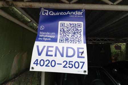 Casa à venda com 114m², 2 quartos e 2 vagas Casa à venda com 114m², 2 quartos e 2 vagasPlaca