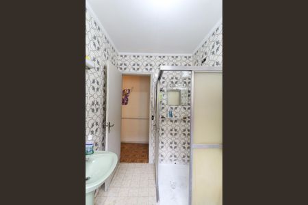 Casa à venda com 114m², 2 quartos e 2 vagas Casa à venda com 114m², 2 quartos e 2 vagasBanheiro