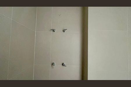 Studio à venda com 24m², 1 quarto e sem vaga Studio à venda com 24m², 1 quarto e sem vagaBanheiro