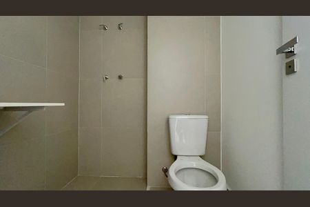 Studio à venda com 24m², 1 quarto e sem vaga Studio à venda com 24m², 1 quarto e sem vagaBanheiro
