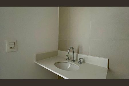 Studio à venda com 24m², 1 quarto e sem vaga Studio à venda com 24m², 1 quarto e sem vagaBanheiro