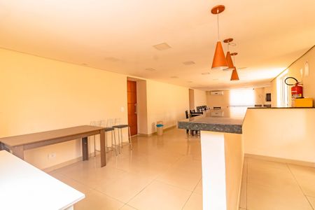 Apartamento à venda com 62m², 2 quartos e 1 vagaÁrea comum